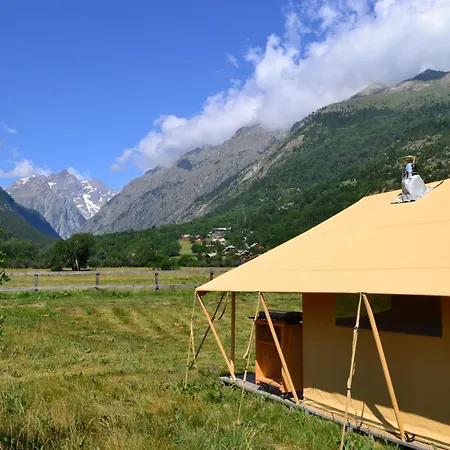 Huttopia Camping 3*